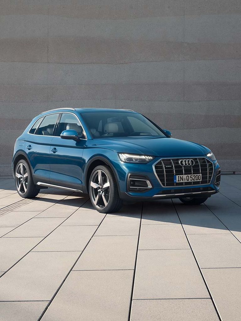 Front view of the Audi Q5